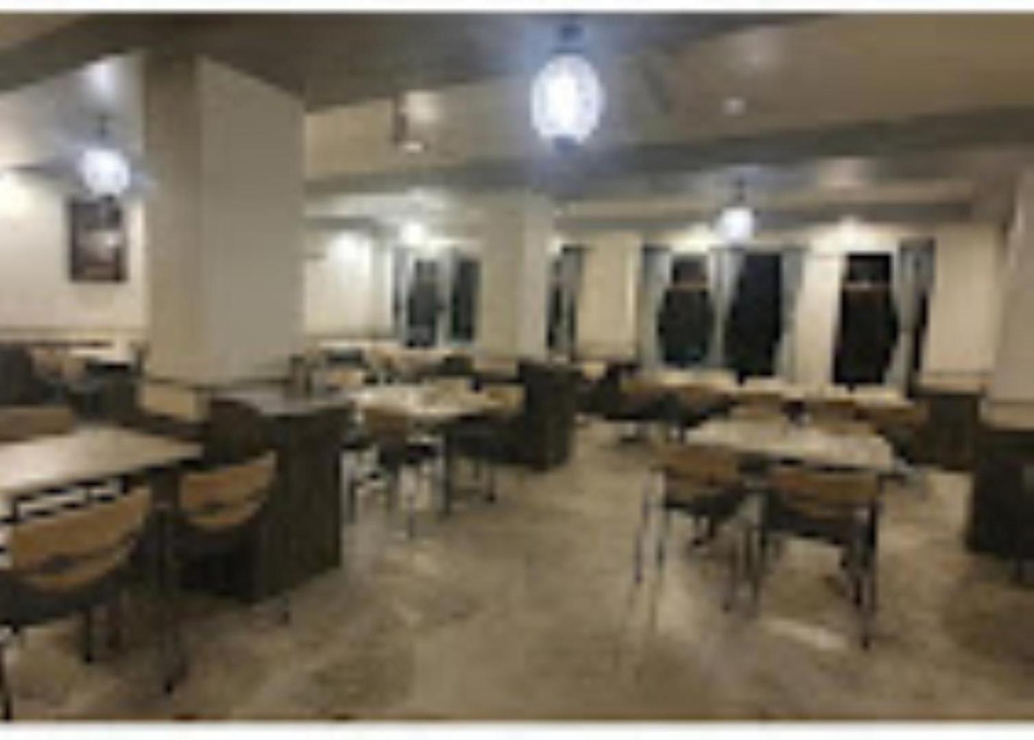 Hotel Pritam Palace , Dhule Εξωτερικό φωτογραφία